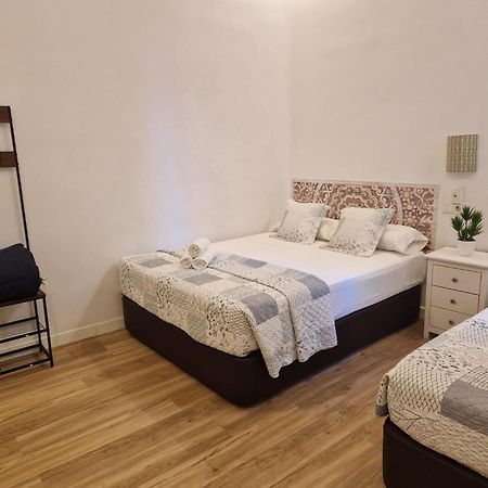 Hostal Andrea Sol Madrid Kültér fotó