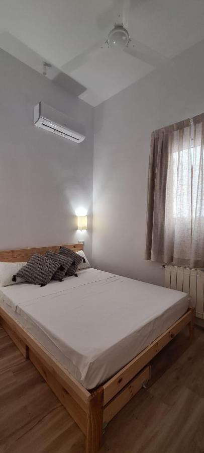 Hostal Andrea Sol Madrid Kültér fotó
