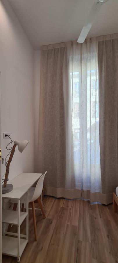 Hostal Andrea Sol Madrid Kültér fotó