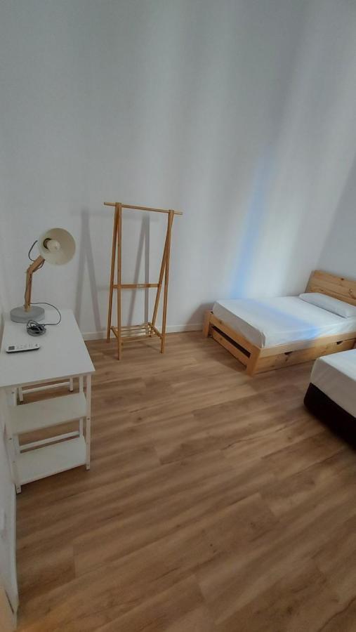 Hostal Andrea Sol Madrid Kültér fotó