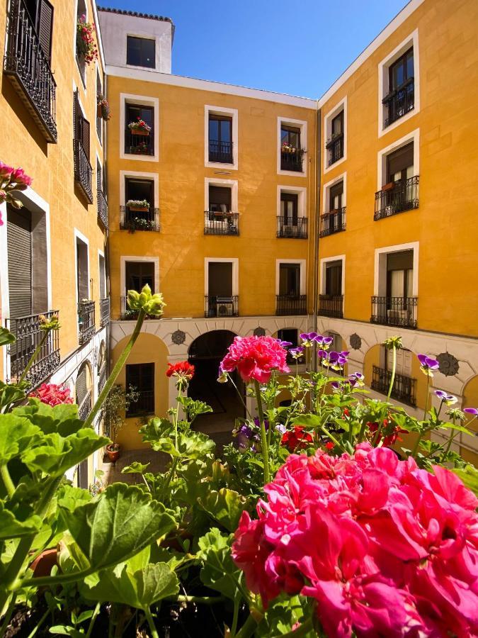 Hostal Andrea Sol Madrid Kültér fotó