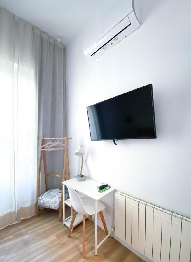Hostal Andrea Sol Madrid Kültér fotó