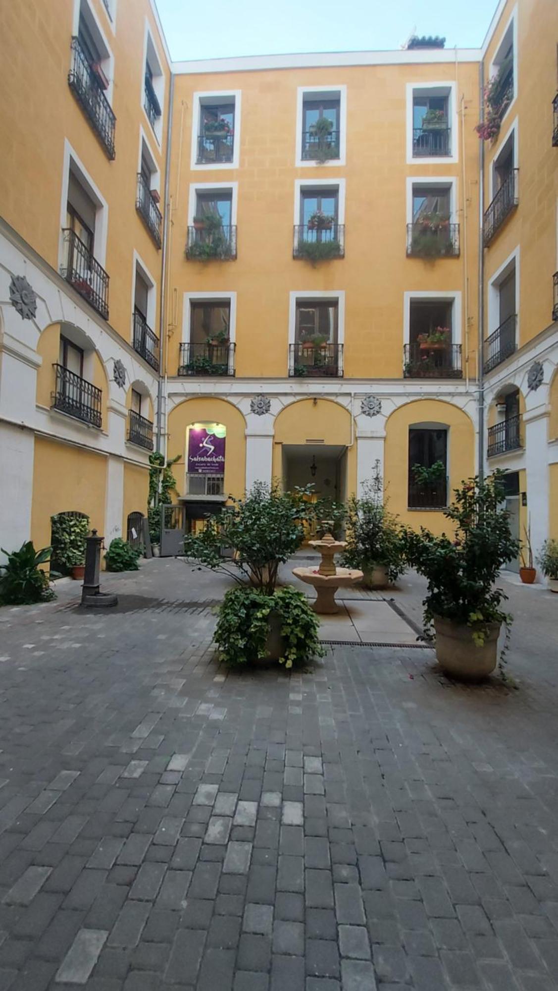Hostal Andrea Sol Madrid Kültér fotó